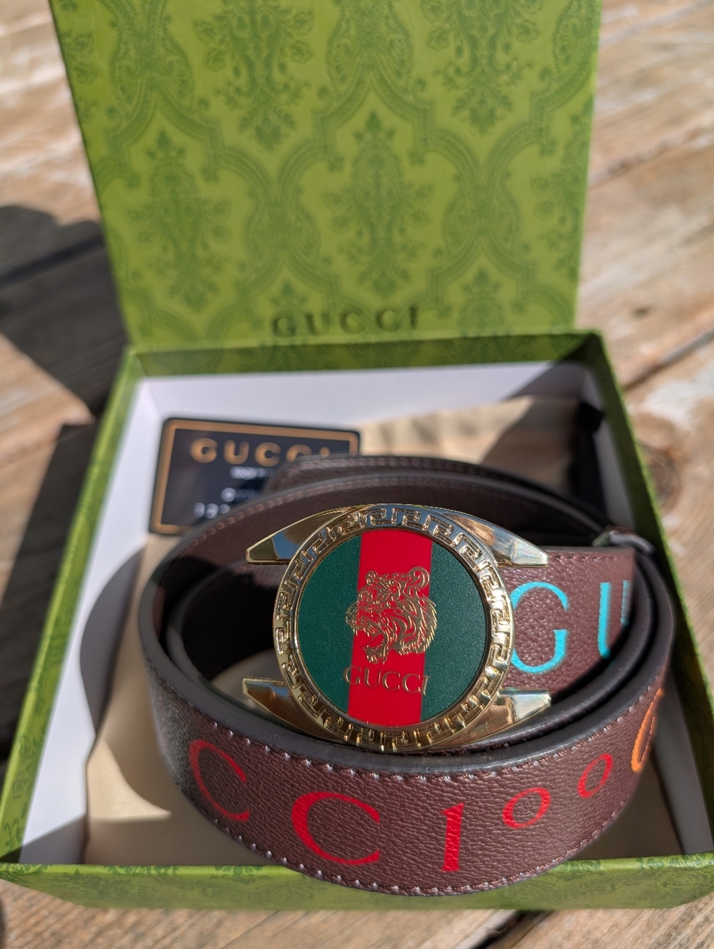 Gucci Brown Textured Leather Belt with Silver Accent. - Picture 2 of 3